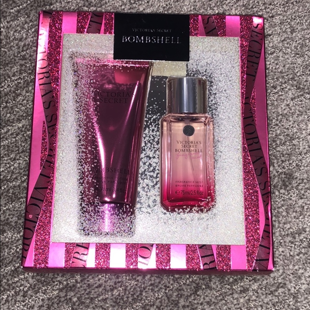 Victoria Secret Bombshell Set